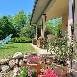 https://carmen-de-nella-eco-lodge-4.hotelinveneto.com